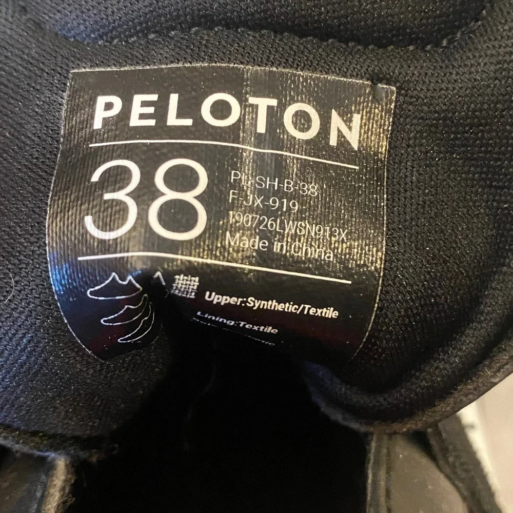 Peloton Cycling Shoes Black Red Cleats Size 38 Hook and Loop‎ Straps